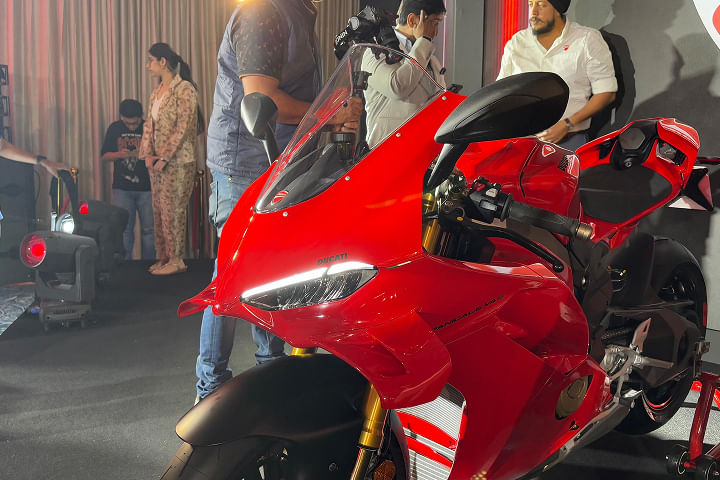 Ducati Panigale V4 Side Fairing
