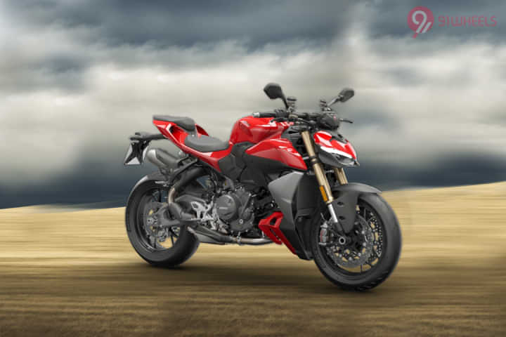 Ducati Streetfighter V2 Right Front Three Quarter