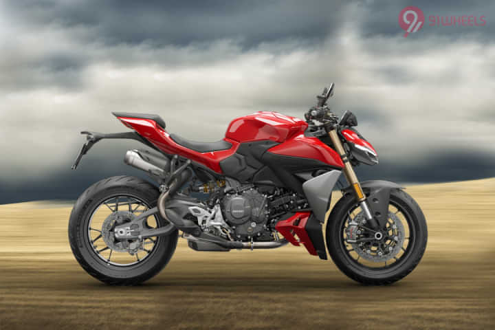 Ducati Streetfighter V2 Right Side View