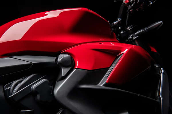 Ducati Streetfighter V2 Fuel Tank