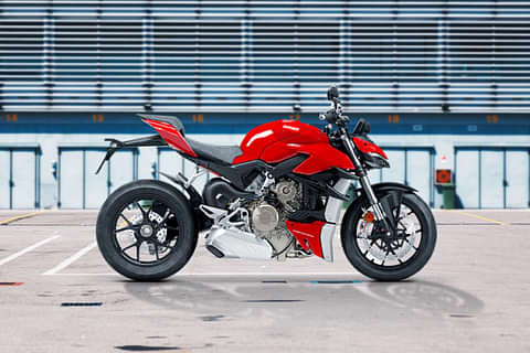 Ducati Streetfighter V4 SP Right Side View