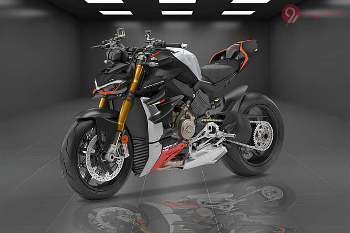 Ducati Streetfighter V4 SP Left Front Three Quarter