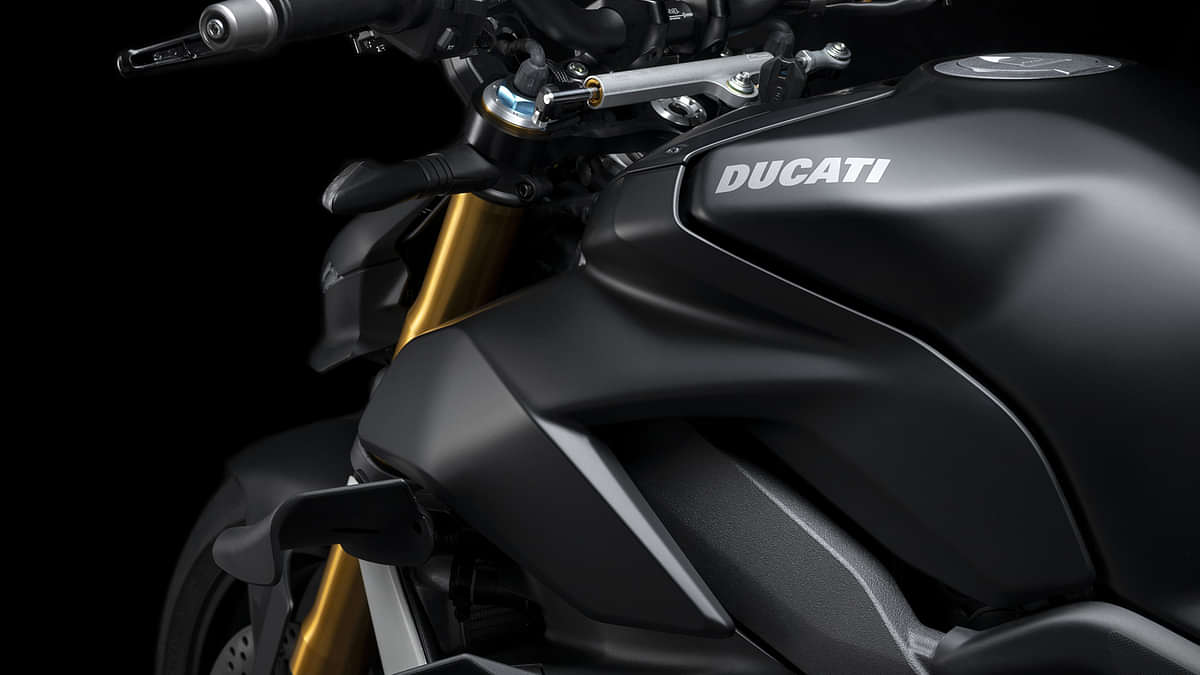 Ducati Streetfighter V4 Fuel Tank