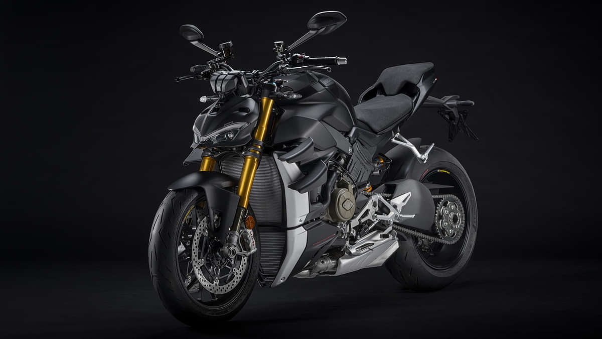 Ducati Streetfighter V4 Left Front Three Quarter