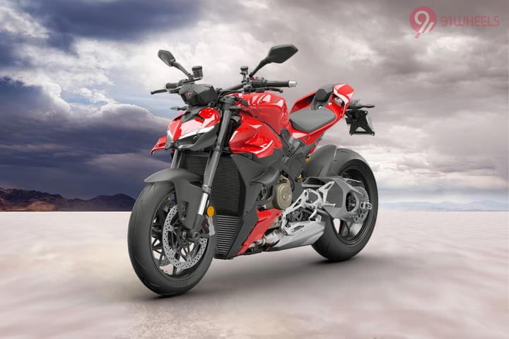 Ducati Streetfighter V4 Left Front Three Quarter