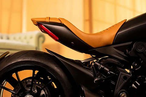 Ducati Xdiavel Black Star Bike Seat