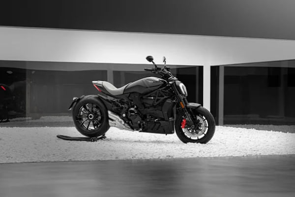 Ducati Xdiavel Right Side View