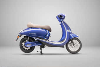 EVeium COSMO EV Right Side View EVeium COSMO EV Right Side View