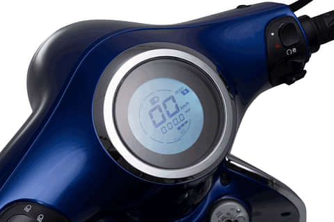EVeium COSMO EV Speedometer Image