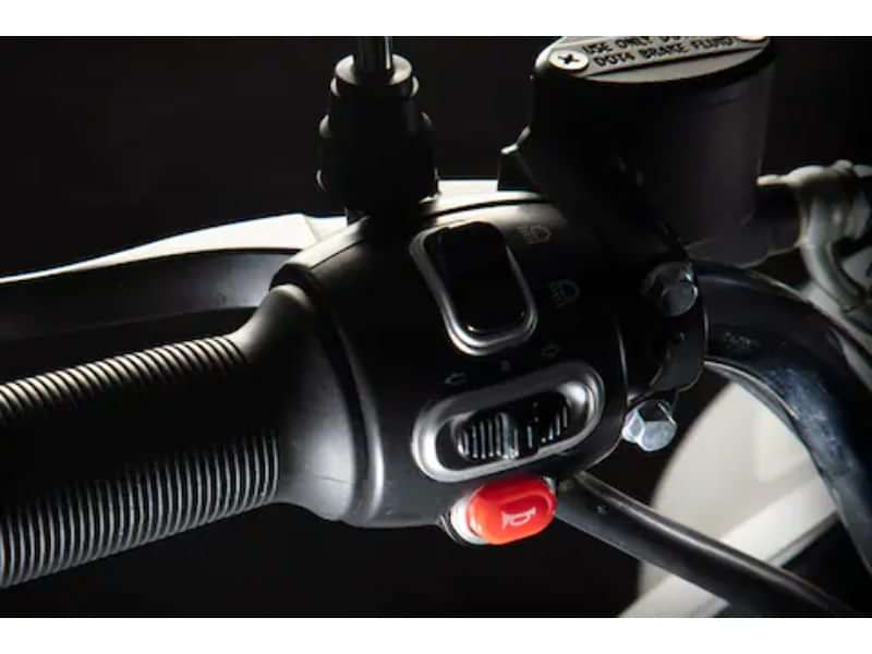 Evolet Polo 2021-2025 Left Side Handelbar Grip