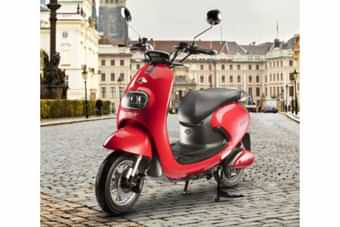 Evolet Pony Left Front Three Quarter Evolet Pony Left Front Three Quarter