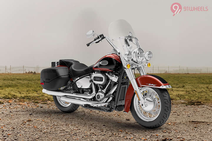 Harley-Davidson Heritage Classic BS6 Right Front Three Quarter