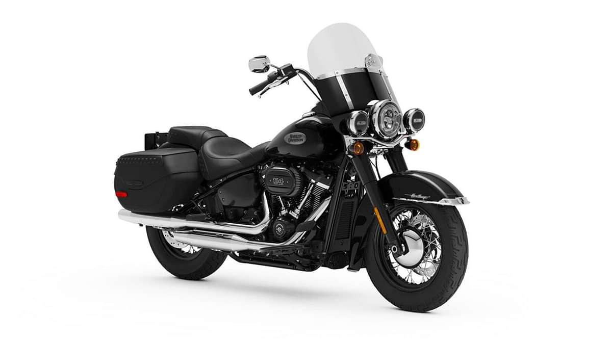 Harley-Davidson Heritage Classic BS6 Right Front Three Quarter