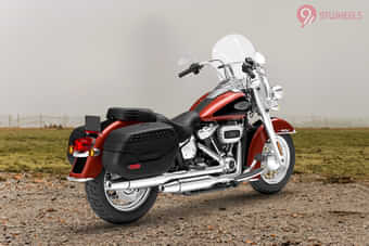 Harley-Davidson Heritage Classic BS6 Right Rear Three Quarter Harley-Davidson Heritage Classic BS6 Right Rear Three Quarter