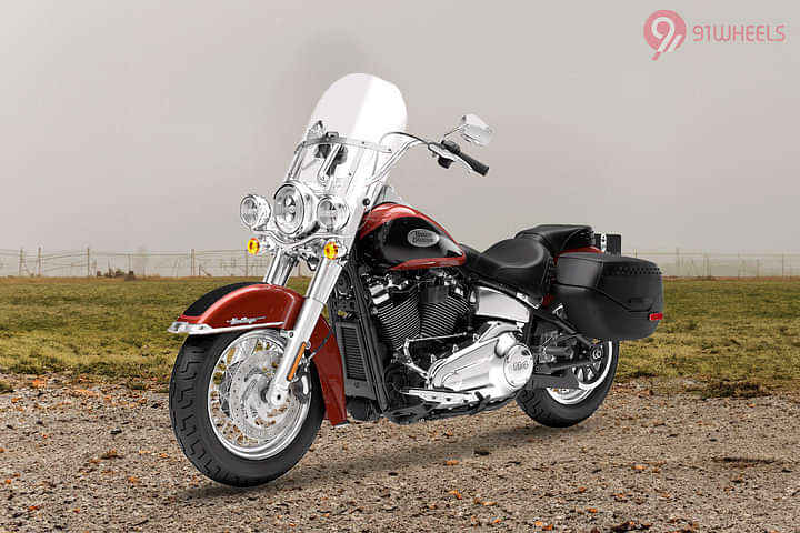 Harley-Davidson Heritage Classic BS6 Left Front Three Quarter
