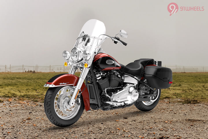 Harley-Davidson Heritage Classic BS6 Left Front Three Quarter