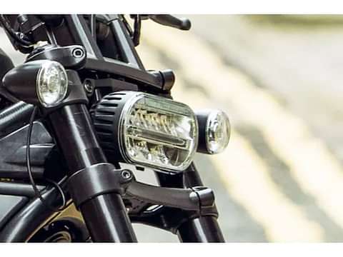 Harley-Davidson Sportster S Head Light Image