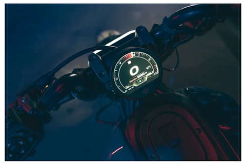 Harley-Davidson Sportster S Speedometer Image