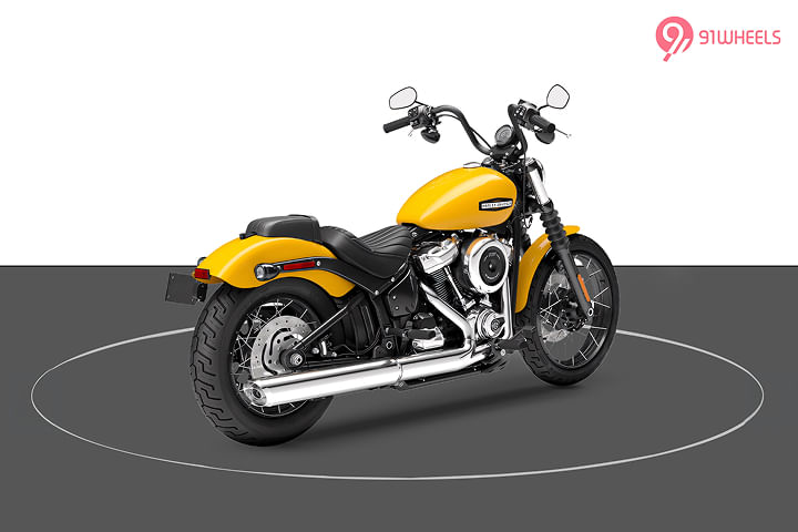 Harley-Davidson Street Bob Right Rear Three Quarter