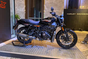 Harley-Davidson X440T Right Side View Harley-Davidson X440T Right Side View