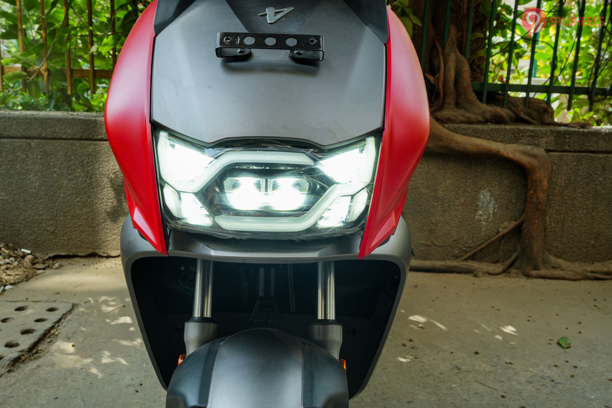 Vida V1 2022-2024 Daytime Running Lamp