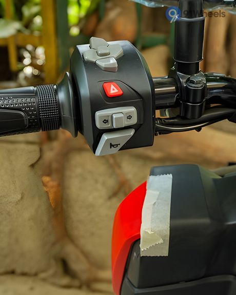 V1 2022-2024 Horn Switch
