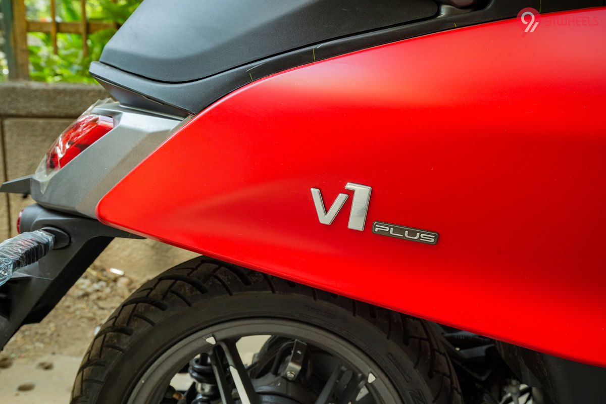 Vida V1 2022-2024 Right Side Body Panel Badge