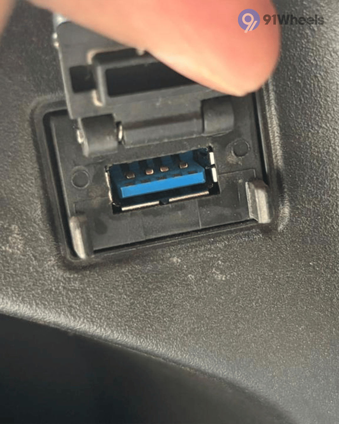 USB Charging Port