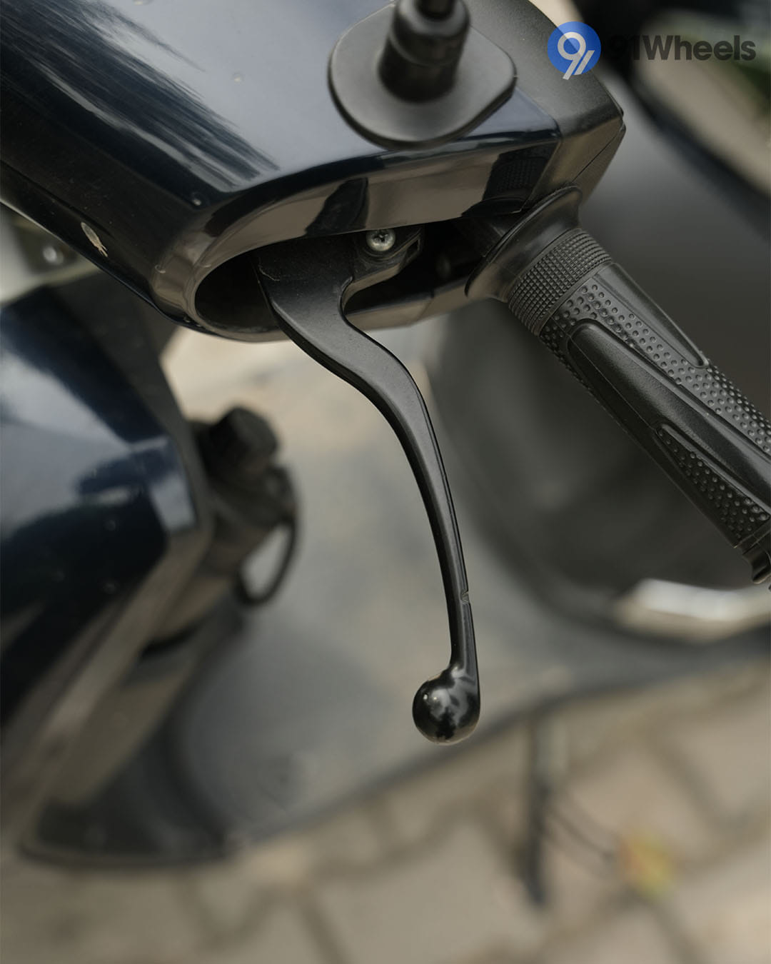 Stands & Utility - 4