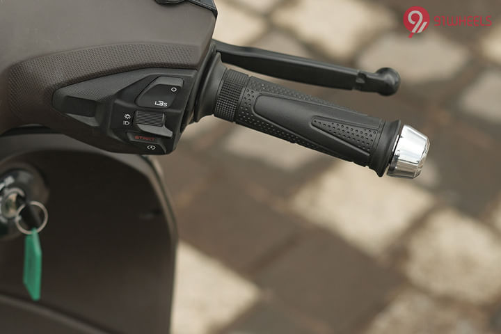 Hero Destini 125 Right Side Throttle Grip