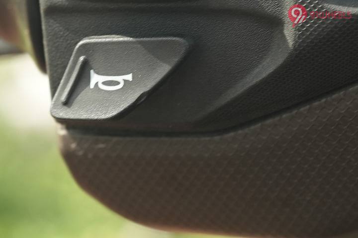 Hero Destini 125 Horn Button