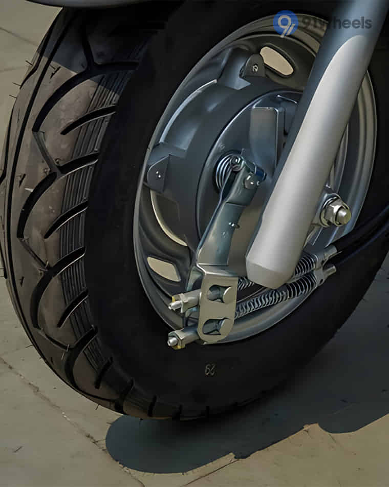 Front Body & Wheels - 3
