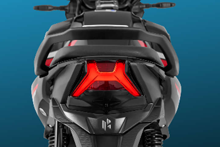 Hero Glamour X 125 Tail Light