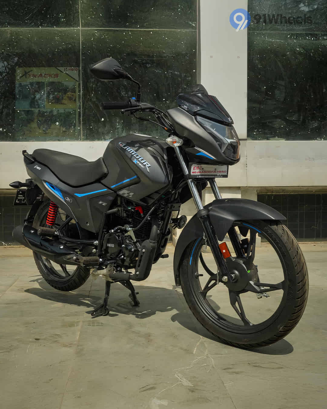 Right Front Three Quarter