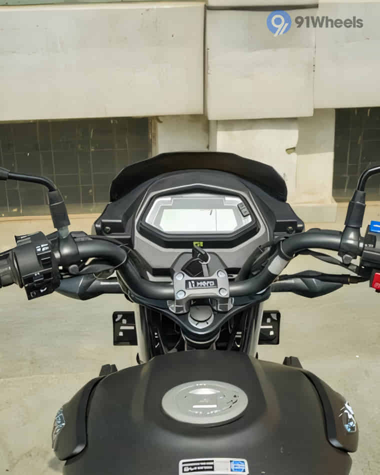 Handlebar & Console Area - 5