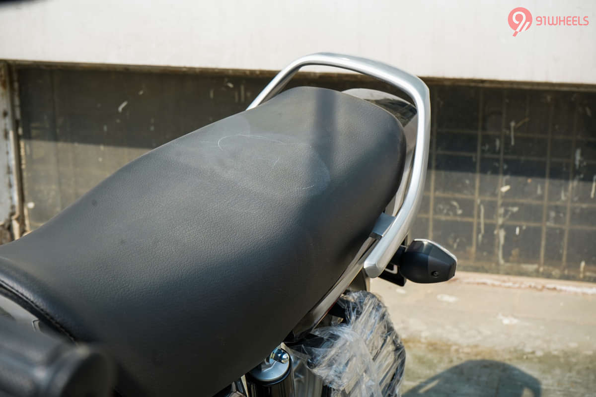 Hero HF Deluxe Bike Seat