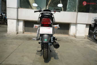 Hero HF Deluxe Rear View Hero HF Deluxe Rear View