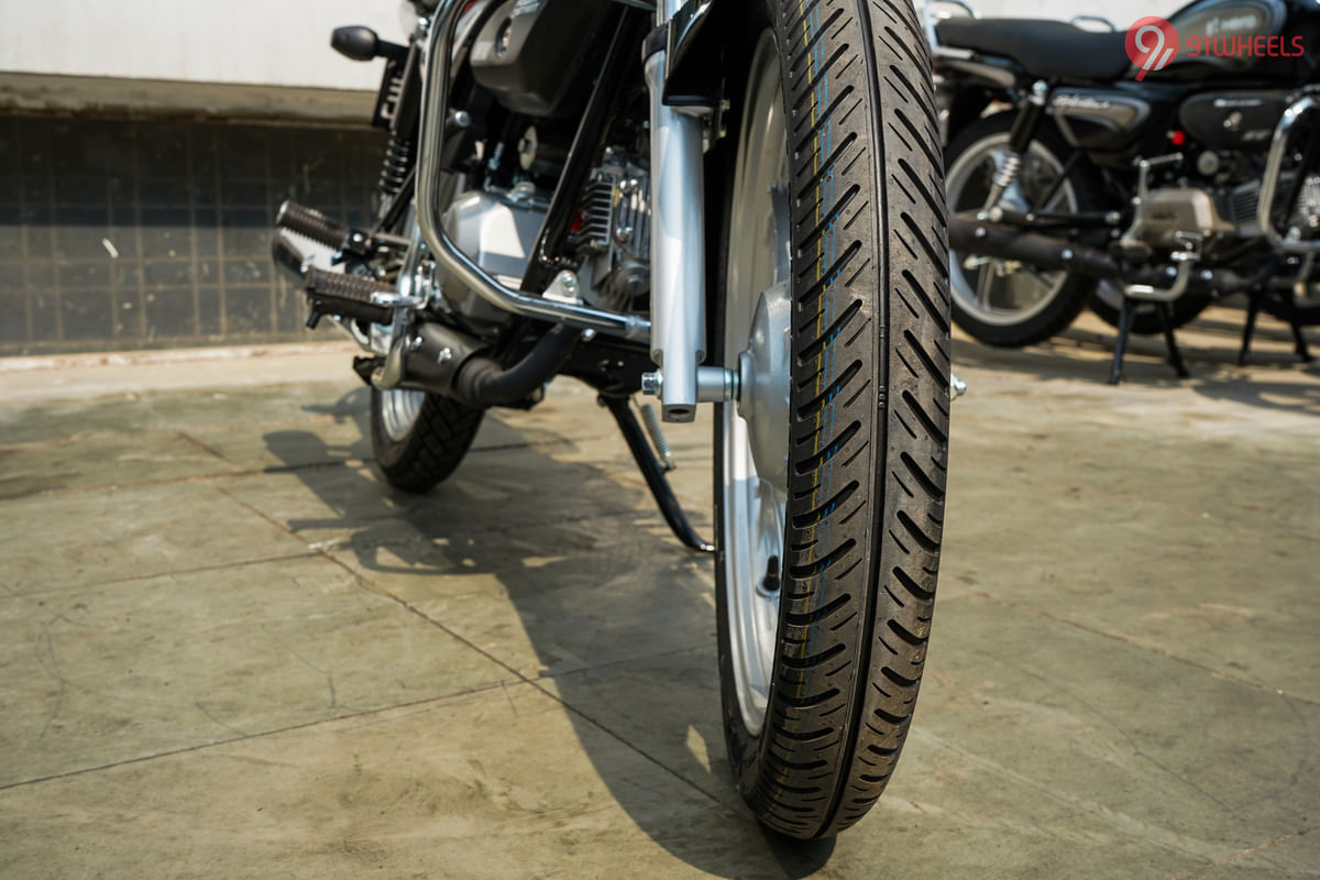 Hero HF Deluxe Front Tyre