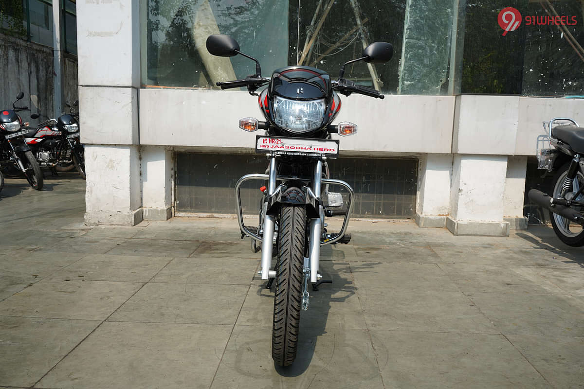 Hero HF Deluxe Front View