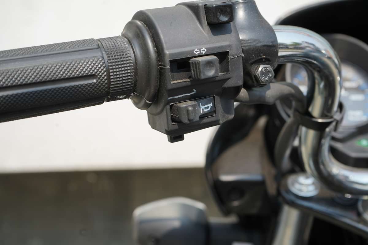 Hero HF Deluxe Horn Button