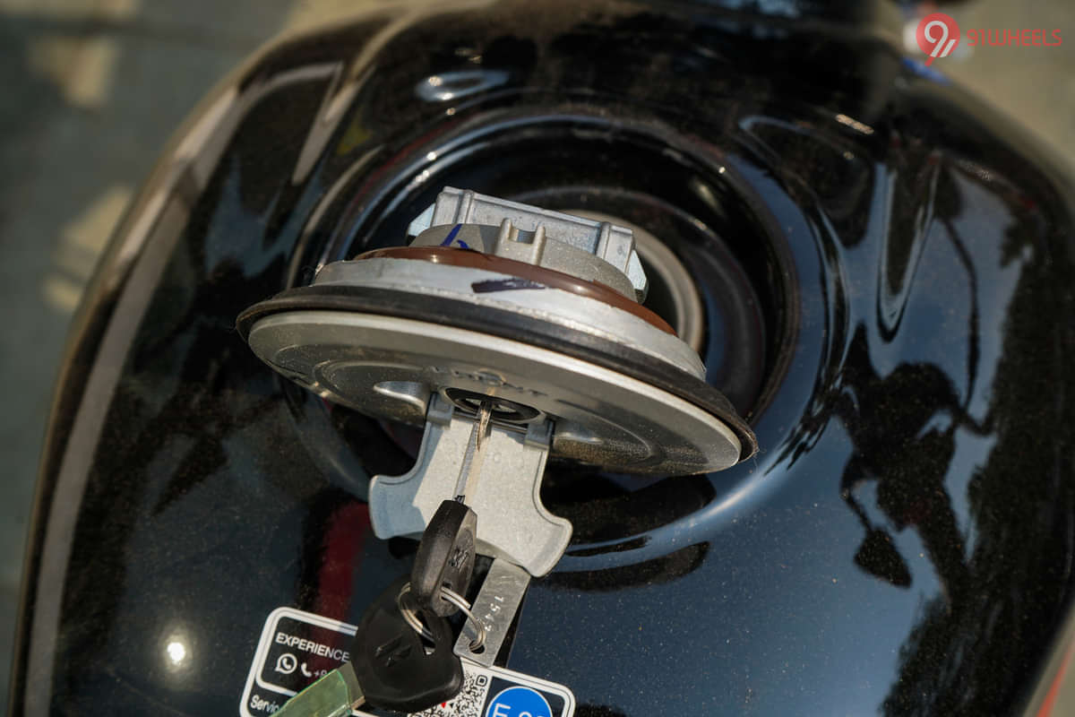Hero HF Deluxe Open Fuel Lid