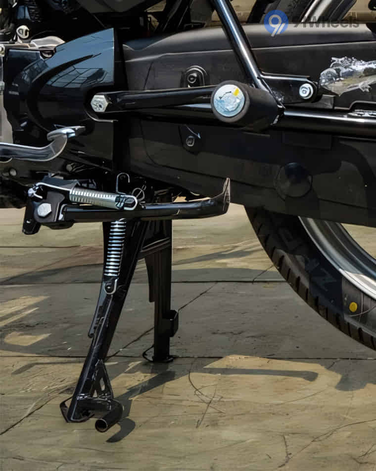 Stands & Utility - 1