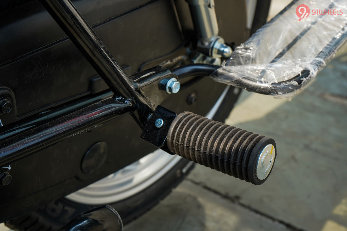 Hero HF Deluxe Pillion Footrest