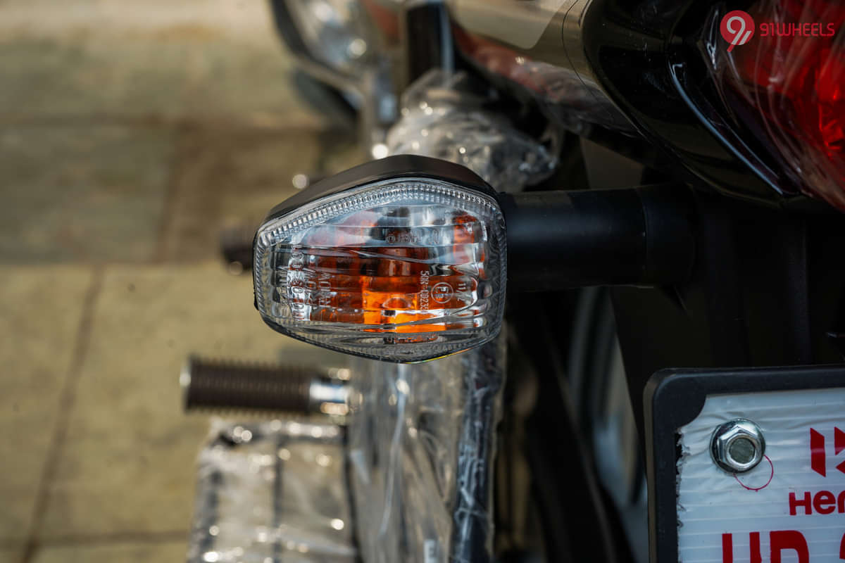 Hero HF Deluxe Rear Turn Indicators