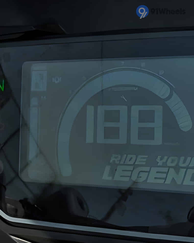 Handlebar & Console Area - 2