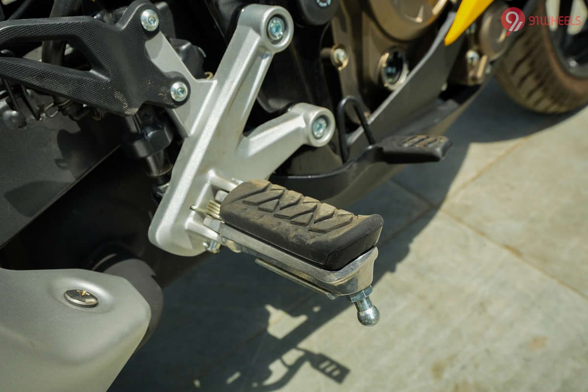 Hero Karizma XMR Rider Footpeg