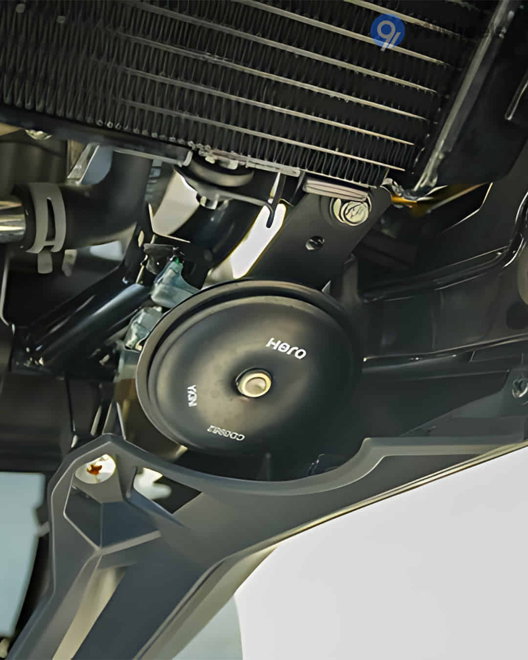 Hero Karizma XMR image