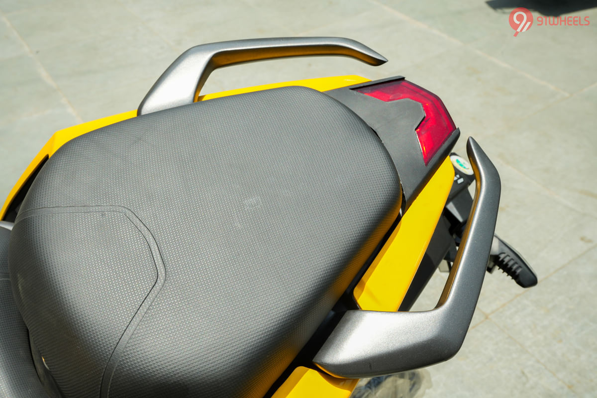Hero Karizma XMR Grab Rail