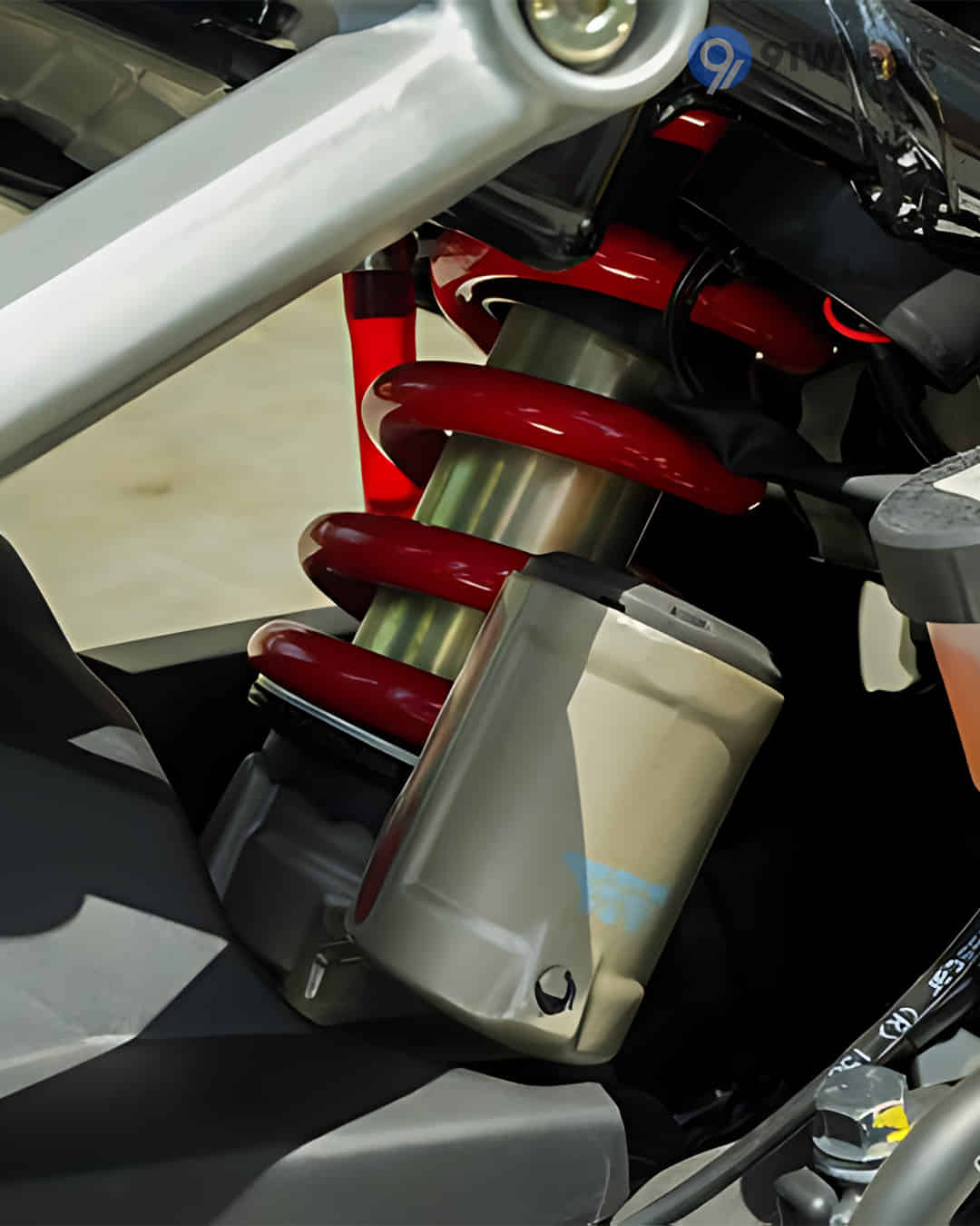 Hero Karizma XMR image