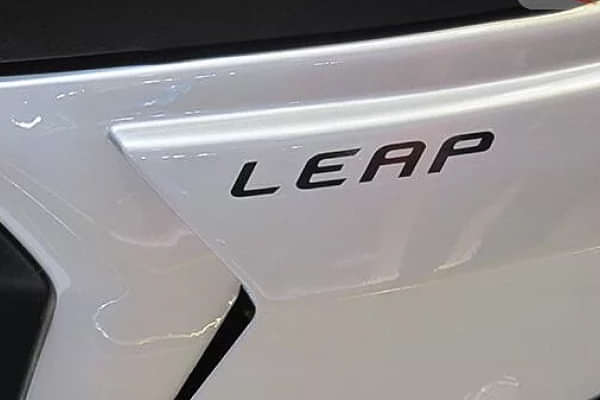 Hero Leap Hybrid Ses Logo